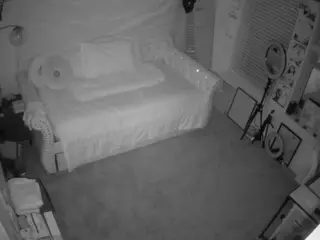 voyeurcam hazelgrace 02's Live Sex Cam Show