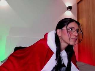 Live webcam model annyrussell on Soda Cams