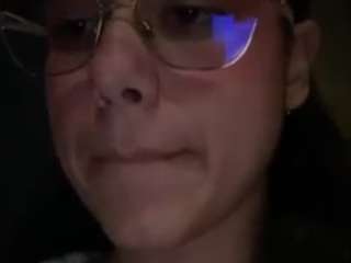 Live webcam model annyrussell on Soda Cams