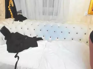 yvonnepoison's Live Sex Cam Show