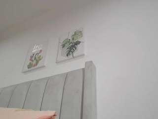 alisson-grey Live Webcam on CamSoda