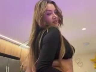 Live cam show with Karent