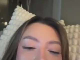 Live cam show with Karent