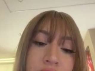 Karent live webcam show