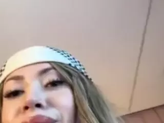 Juliana's Live Sex Cam Show