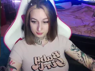 ladymoonlight's Live Sex Cam Show