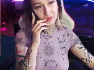 ladymoonlight's Live Sex Cam Show