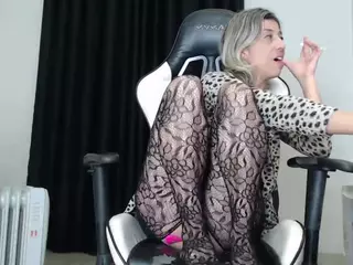 Lettywild's Live Sex Cam Show