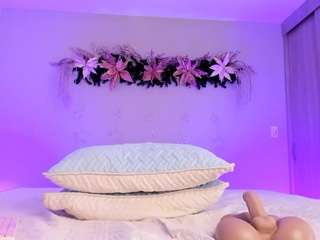 natycortes webcam model