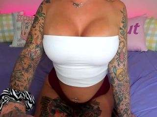 koramarina Live Webcam on CamSoda
