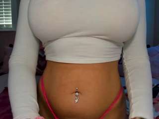 Live webcam model koramarina on Soda Cams