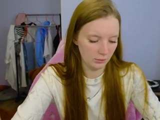 maryblu's CamSoda show and profile