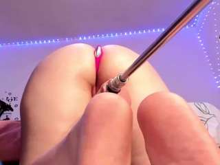 little-red-bunny webcam