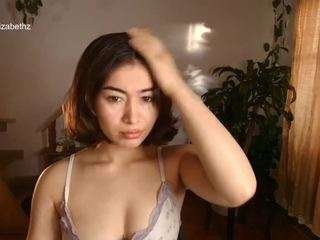 Live cam show with Tulii