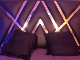 Roxye Jordan's Live Sex Cam Show