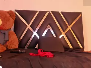 Roxye Jordan's Live Sex Cam Show