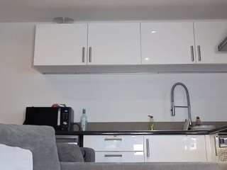 Live webcam model bigboobiebabe on Soda Cams