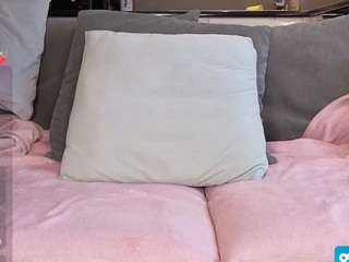 Live webcam model bigboobiebabe on Soda Cams