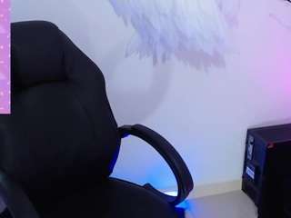maily-windsor's CamSoda show and profile