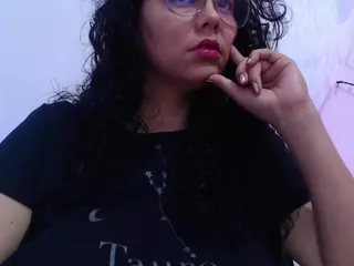 Maily's Live Sex Cam Show