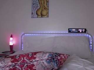 Live webcam model missamberjane on Soda Cams