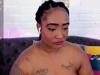 alison-daniels live cam profile