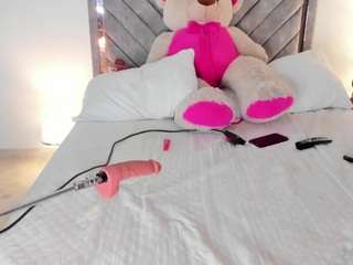 Live webcam model kendalljoy on Soda Cams