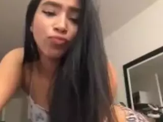 kendalljoy's Live Sex Cam Show