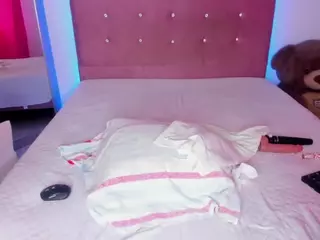 kendalljoy's Live Sex Cam Show