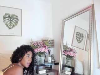 ninagold Webcam Model Profile