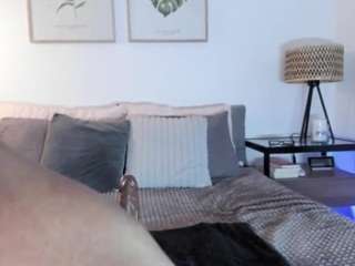 ninagold from CamSoda is Away