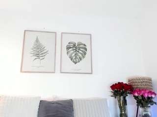 Live webcam model ninagold on Soda Cams