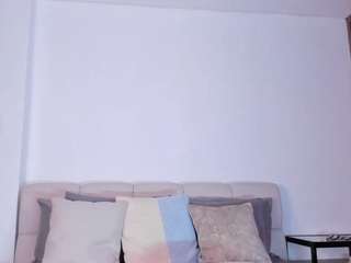 Live webcam model ninagold on Soda Cams