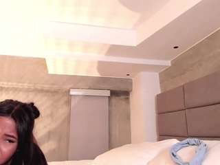 Live webcam model ninagold on Soda Cams