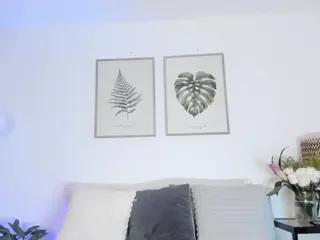 NINAGOLD's Live Sex Cam Show
