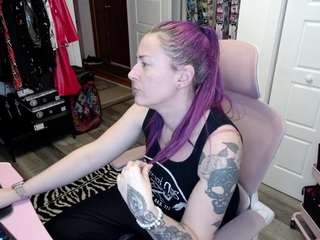 gennyrock Live Webcam on CamSoda