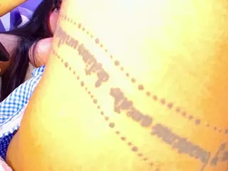 danybrunette's Live Sex Cam Show