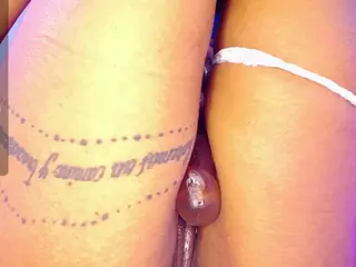 danybrunette's Live Sex Cam Show