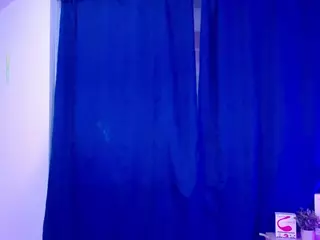 danybrunette's Live Sex Cam Show