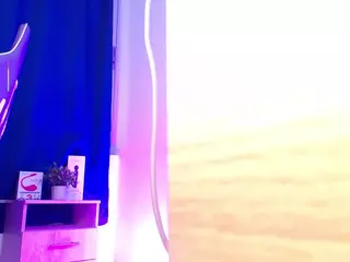 danybrunette's Live Sex Cam Show