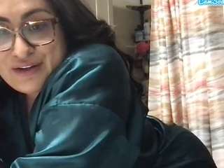 armaniluxxx's CamSoda show and profile