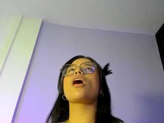 amara-walker Live Webcam on CamSoda