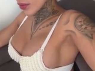 iamanna Live Webcam on CamSoda