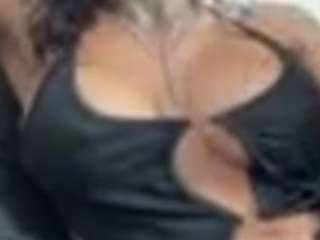 iamanna Live Webcam on CamSoda
