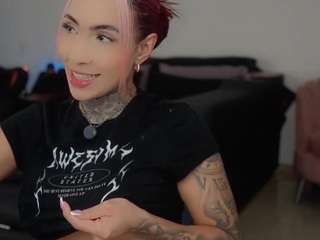 iamanna Live Webcam on CamSoda