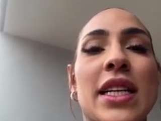 iamanna's CamSoda show and profile