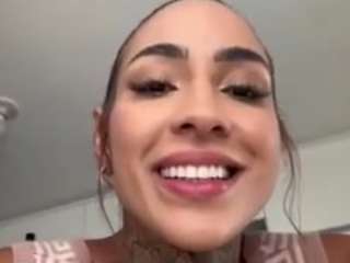 iamanna Live Webcam on CamSoda