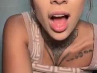 iamanna Live Webcam on CamSoda