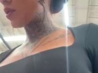 iamanna Live Webcam on CamSoda