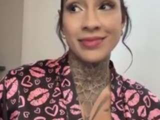 iamanna Live Webcam on CamSoda